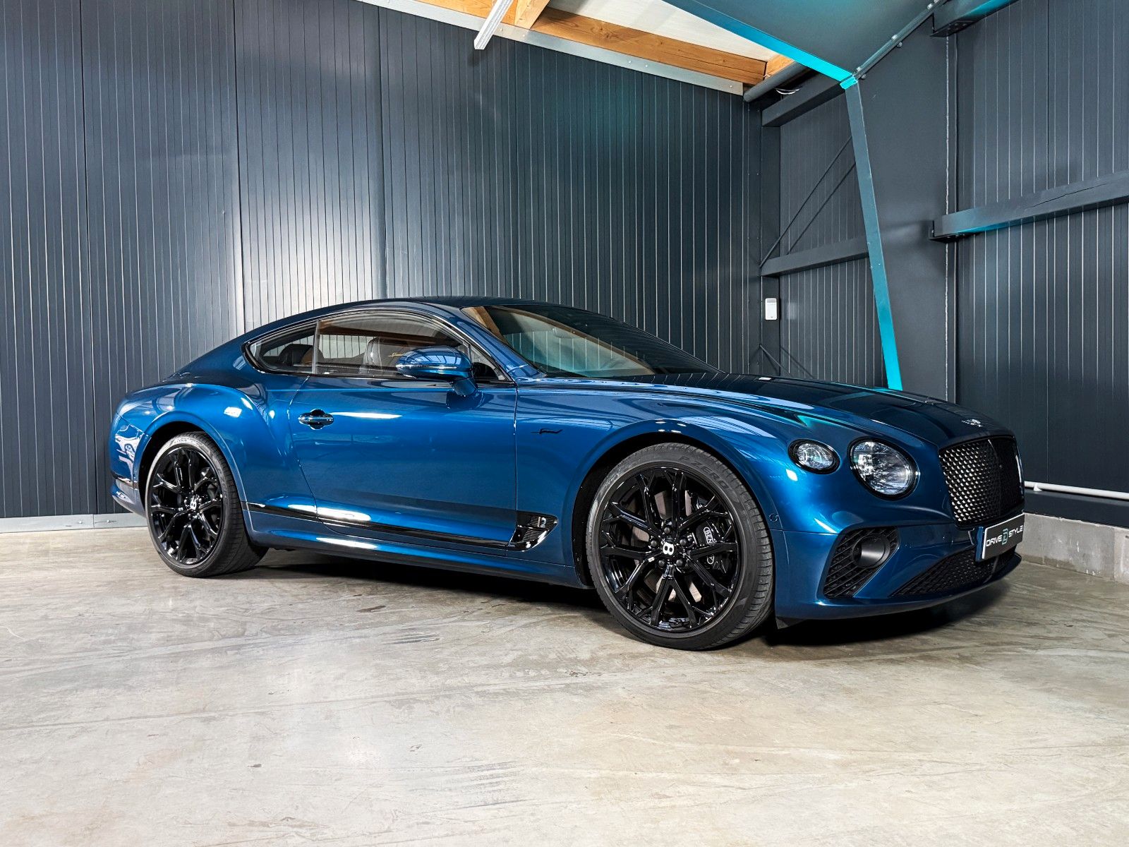 Fahrzeugabbildung Bentley Continental GT 6.0 W12 Speed Mulliner