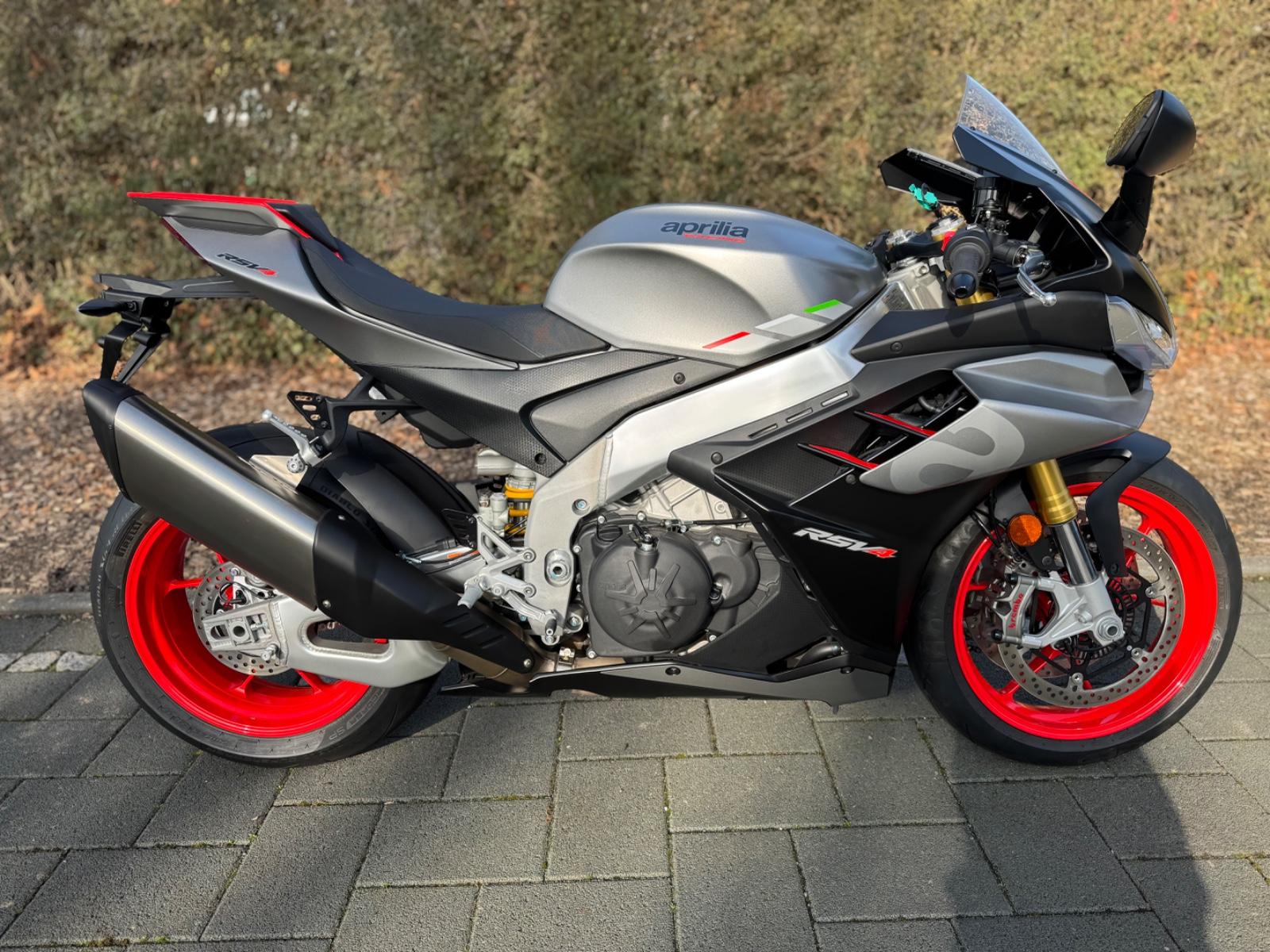 Aprilia RSV4 1100 Sound zum Niederknien