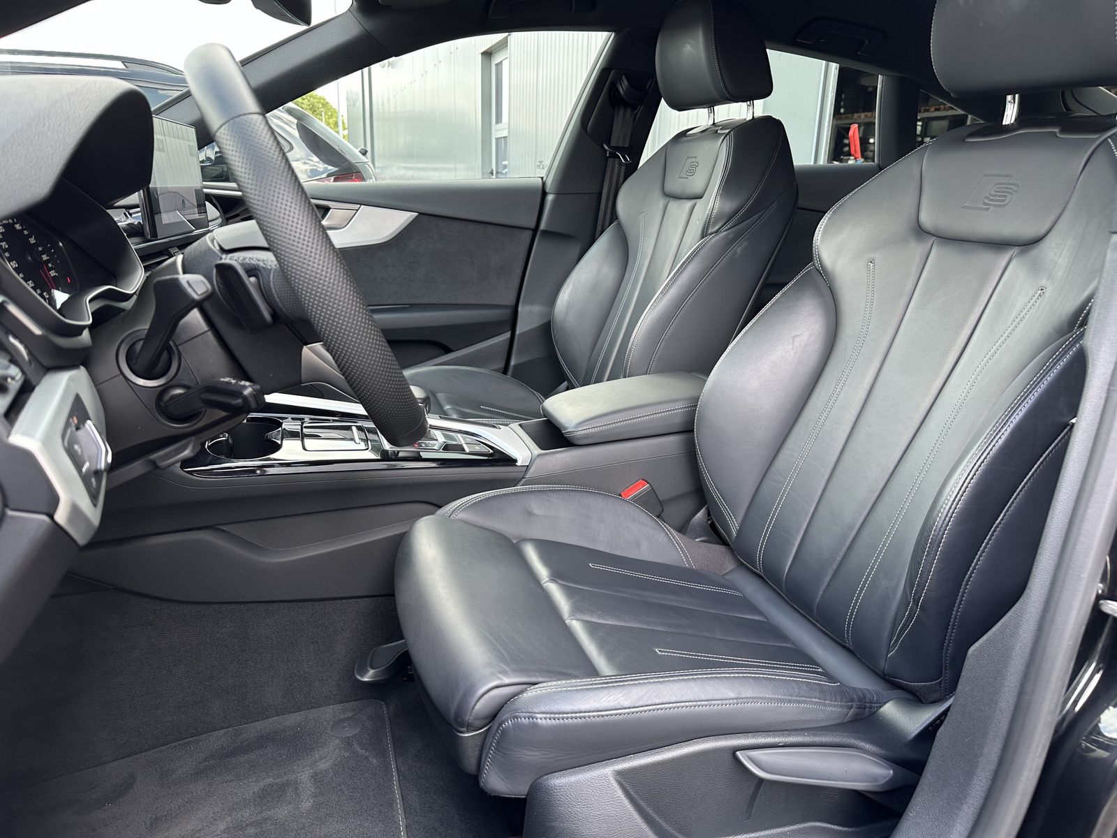 Fahrzeugabbildung Audi A5 SpB 40 TFSI S-Line NAV+LED+ACC+DSP+KAMERA+PP