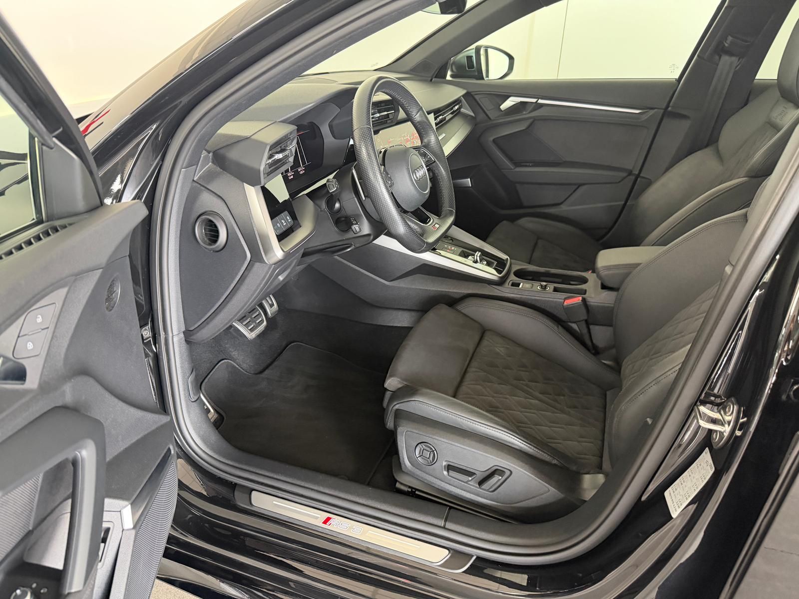 Audi RS3 2.5 TFSI qu. Limousine MATRIX B&O Pano ACC foto 17