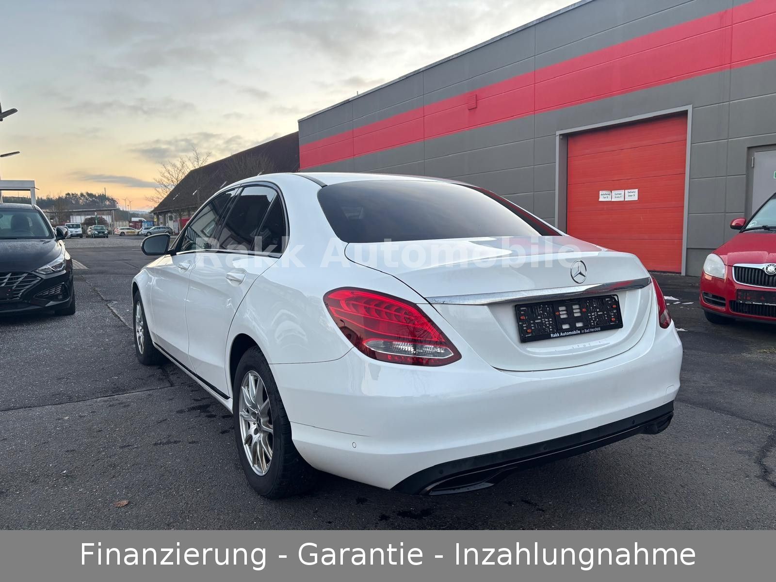 Fahrzeugabbildung Mercedes-Benz C 180 d Limo 9G-TR. Avantgarde Night-APPS-PDC-