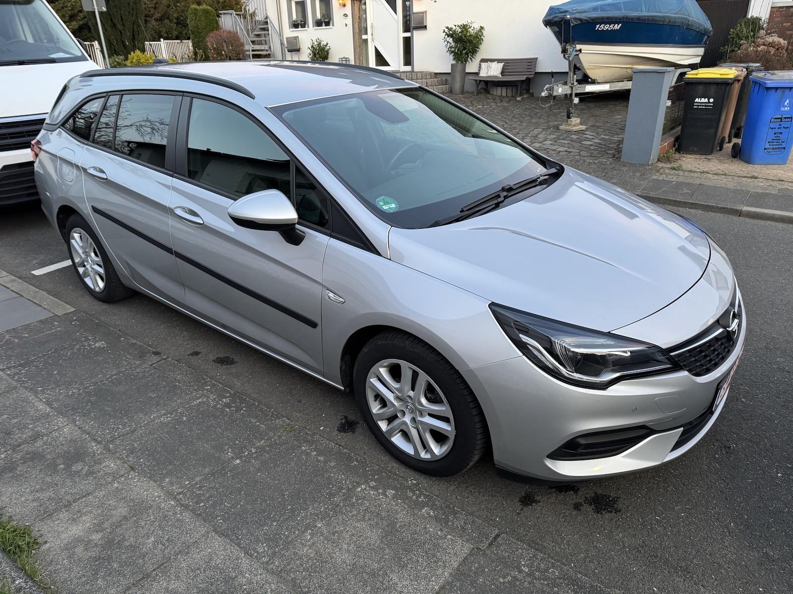 Opel Astra Klima Navi Temp CarPlay GARANTIE 37.000 km