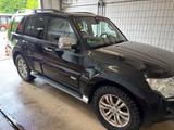 Mitsubishi Pajero 3,2 DI-D 4WD Edition 30 Automatik Edi...