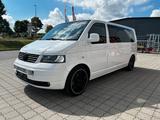 Volkswagen T5 Caravelle - gebrauchte VW T5 Caravelle aus dem Jahr 2005