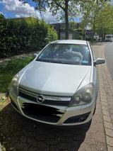 Opel Astra H - Silber :-) - Opel Astra aus 2006 mit Diesel-Antrieb: Limousine