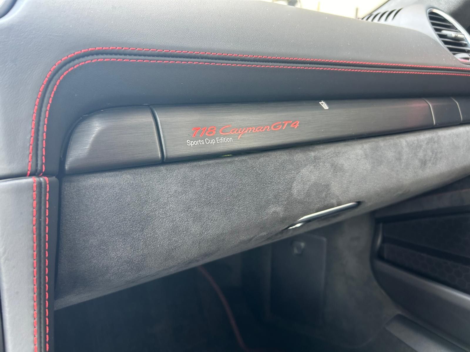 Porsche Cayman 718 GT4 Sports Cup Edition|Approved4/27 foto 18