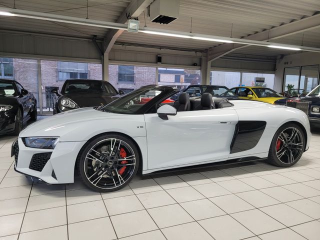 Fahrzeugabbildung Audi R8 5.2 FSI Spider/Full Carbon/Top Konfiguration
