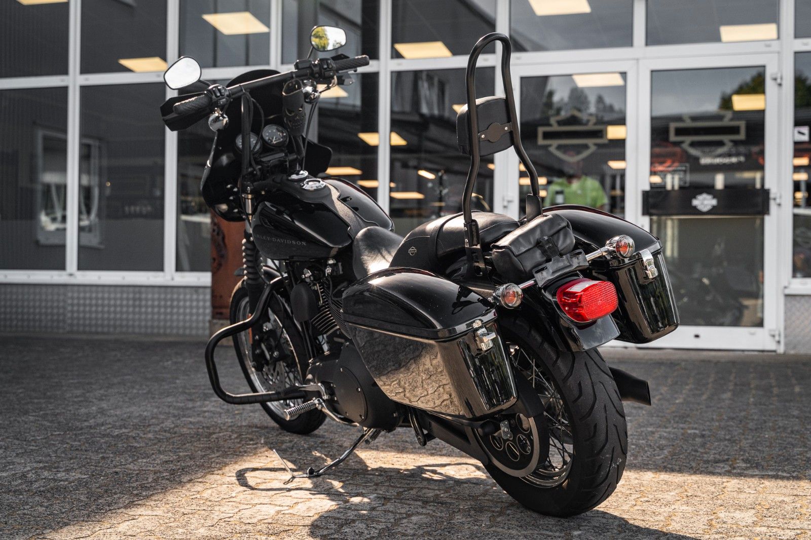 Fahrzeugabbildung Harley-Davidson DYNA SUPER GLIDE SPORT FXDX - CLUBSTYLE 88 TC