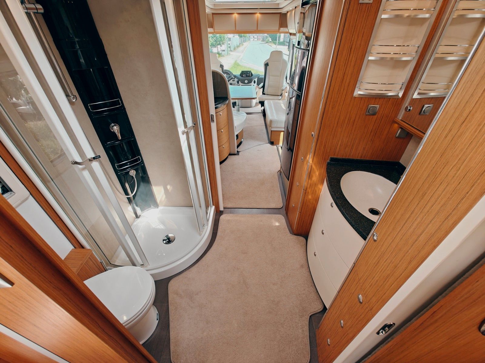 Fahrzeugabbildung Concorde CHARISMA III 900 M - EUROCARGO - VIELE EXTRAS!
