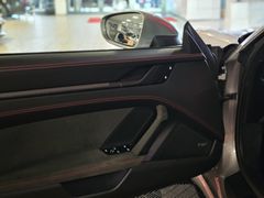 Fahrzeugabbildung Porsche 992 Targa 4 GTS *SPORTDESIGN* (CARBON/SP'ABGAS/L