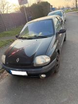 Renault Clio - gebrauchte Renault Clio aus dem Jahr 2000