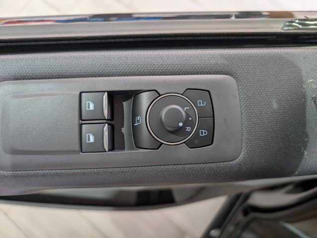 Ford Tourneo Custom L1 Titanium 5Jahre Garantie!*
