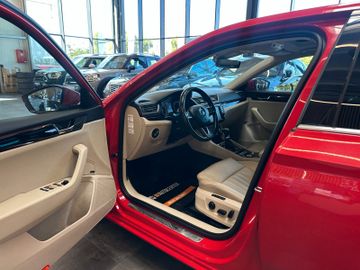 Skoda Superb Lim. L&K 4x4 *Leder*TÜV*Sitzh.*Sitzbelüft