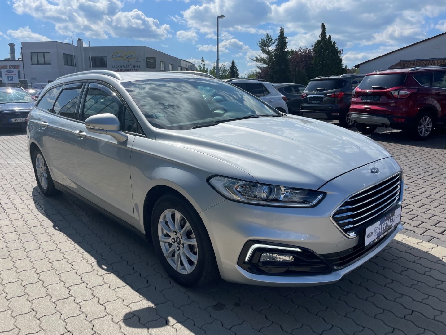 Fahrzeugabbildung Ford Mondeo Business Navi Klima WLAN Apple CP Android