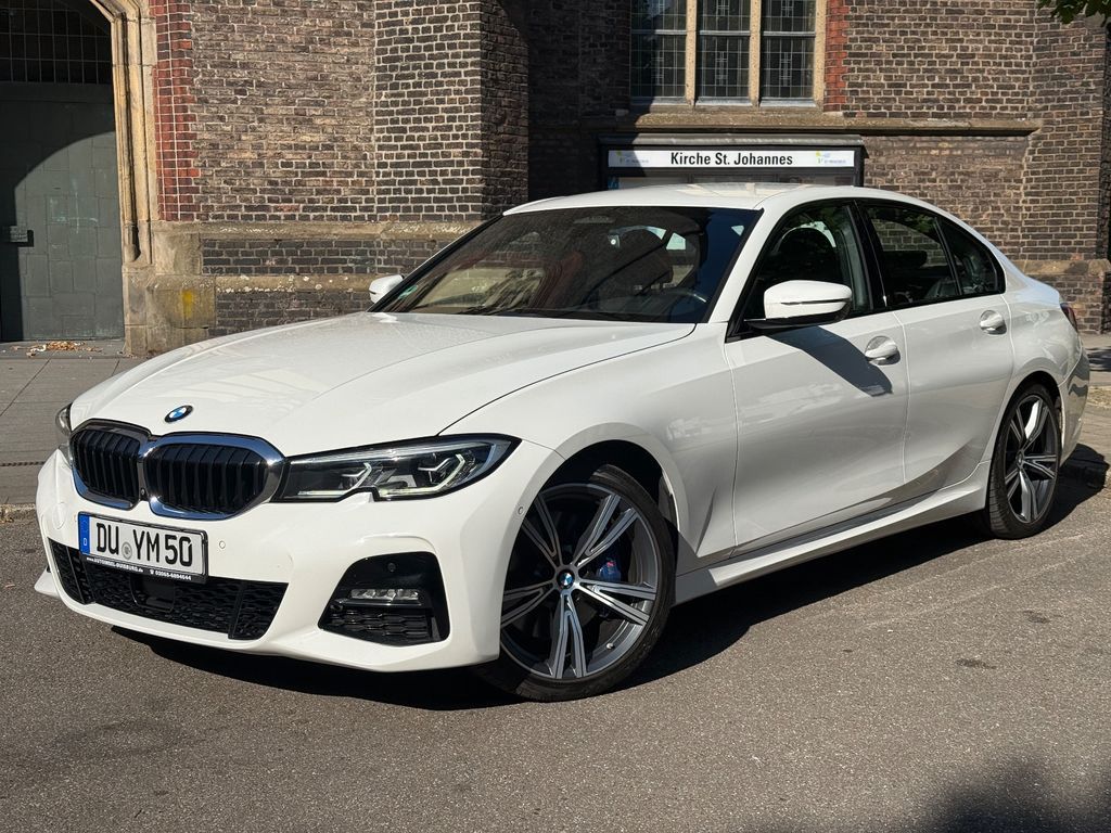 Image of BMW 320