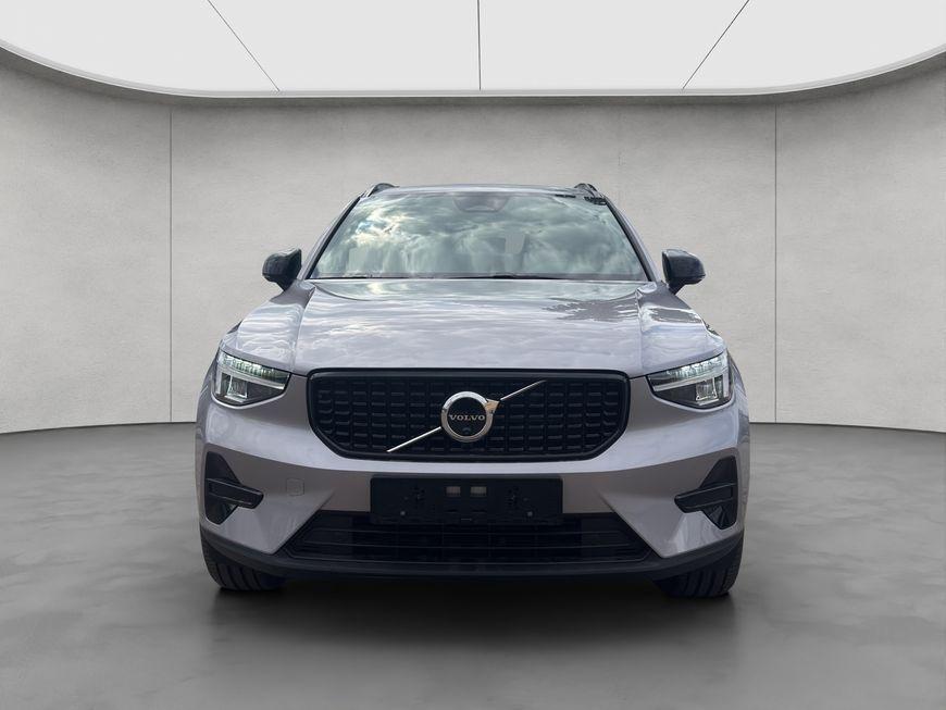 Volvo XC40 B3 B DKG Plus Dark 120 kW, 5-türig