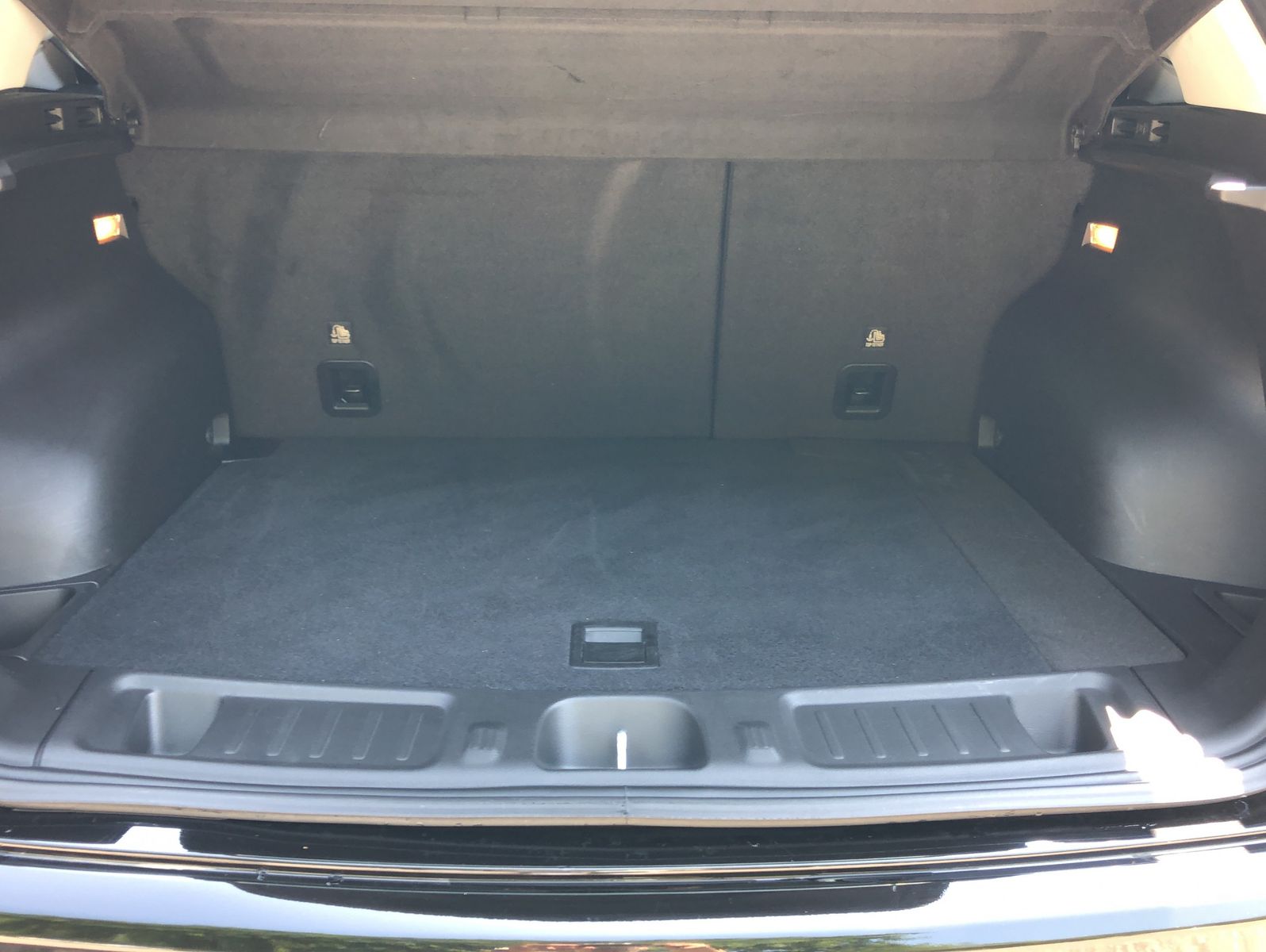 Fahrzeugabbildung Jeep Compass 1.3 T4 Plug-In Hybrid Limited 4xe 140kW