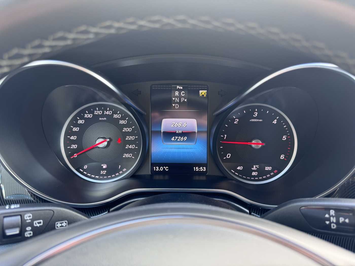 Fahrzeugabbildung Mercedes-Benz V 300 d EDITION 7Sitze MBUX LED Kamera