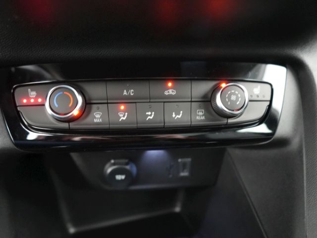 Corsa F FACELIFT+LED LICHT+RÜCKFAHRKAMERA+SITZ-/