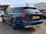 Volvo V90 Cross Country Ultimate AWD Autom./AHK /LEDER - Volvo V90 Cross Country: Ultimate
