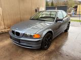 BMW e46 325i - BMW 325 aus 2000: 325i