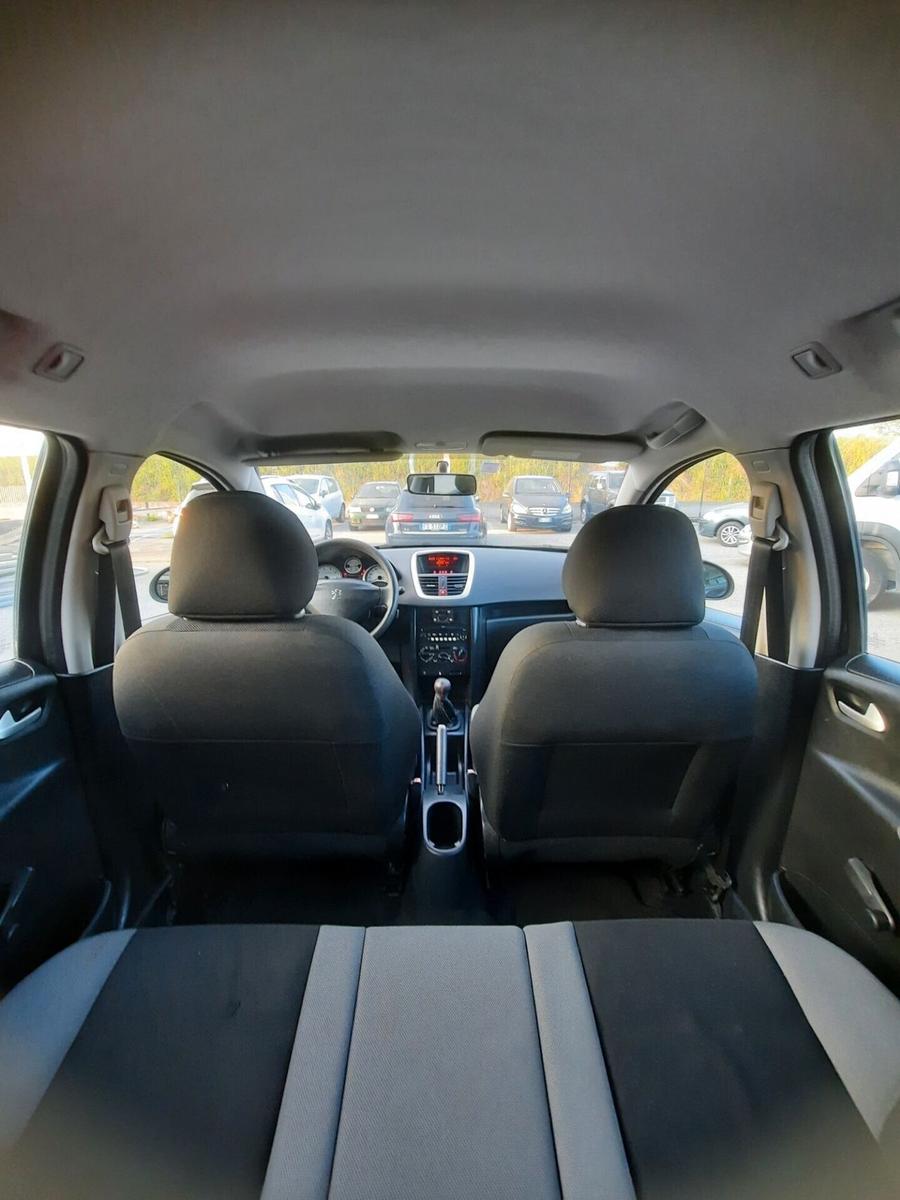 Peugeot 207 2009 — photo 11