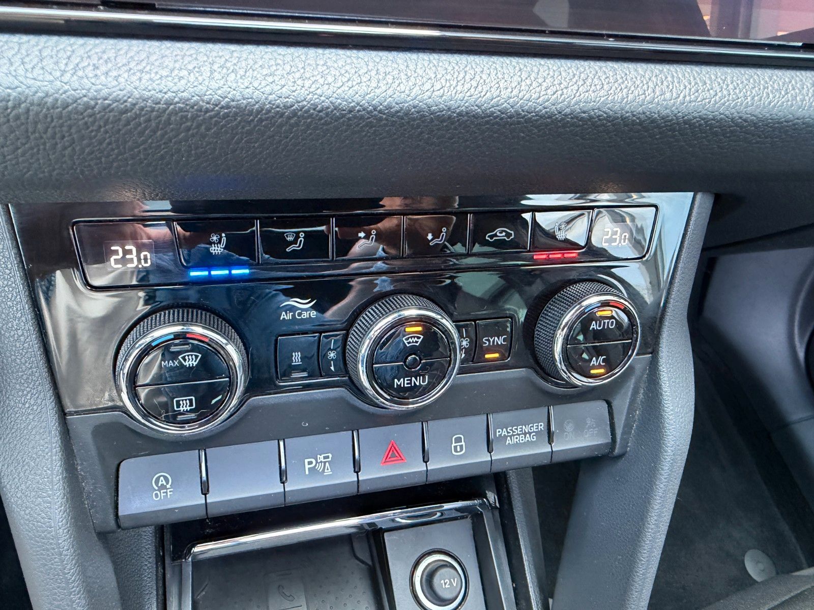 Skoda Kodiaq 2,0TSi RS 4x4 FL Pano AHK Leder Standhz foto 21