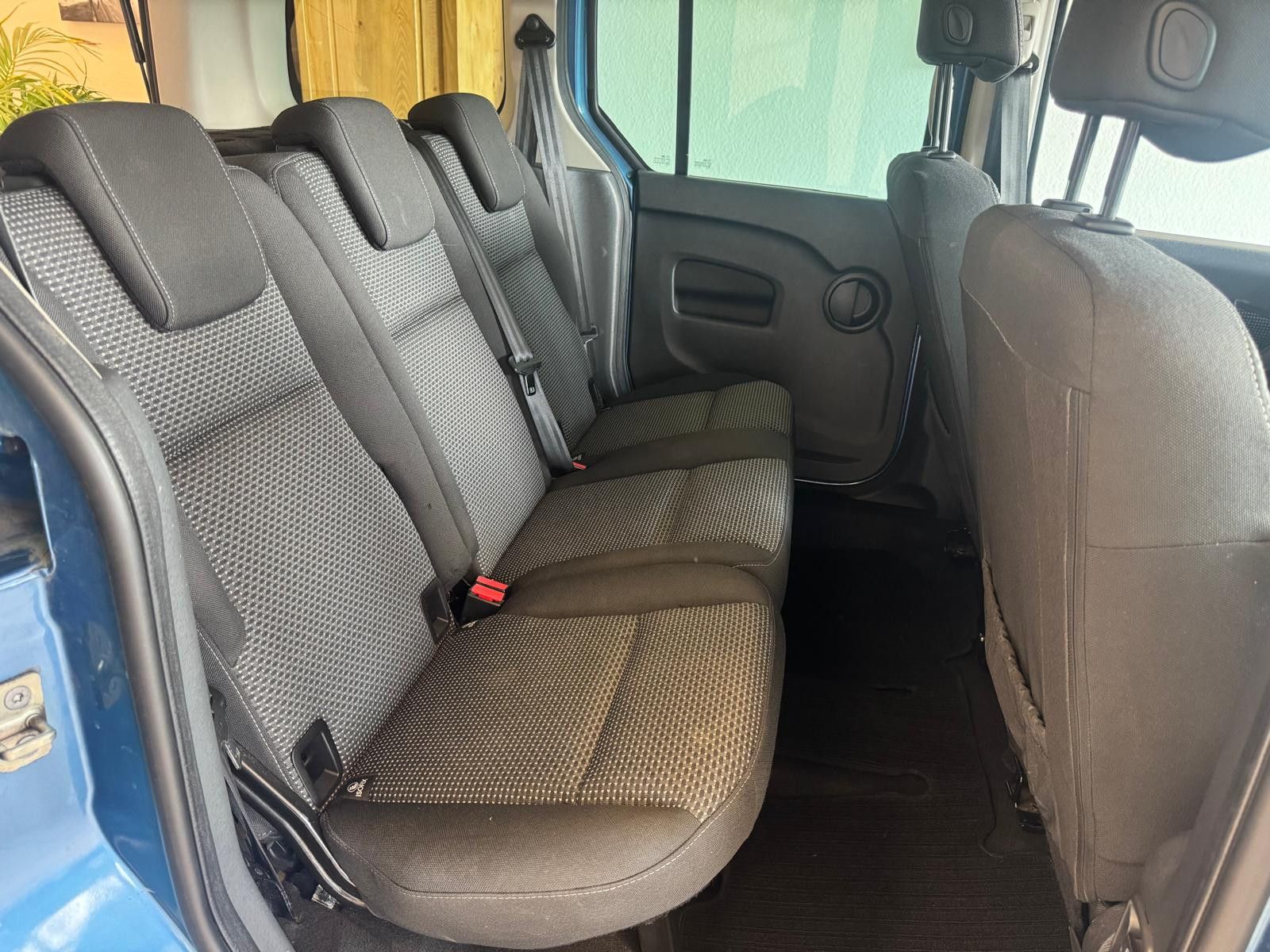 Fahrzeugabbildung Mercedes-Benz Citan Kombi 111 CDI lang /KLIMA KAMERA/PANORAMA