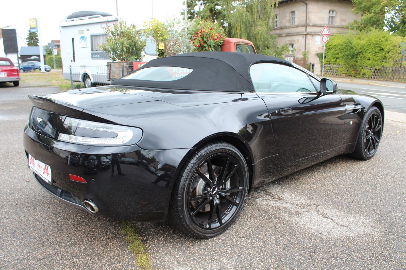 V8 Vantage Roadster 4.7l Sportshift Schön!