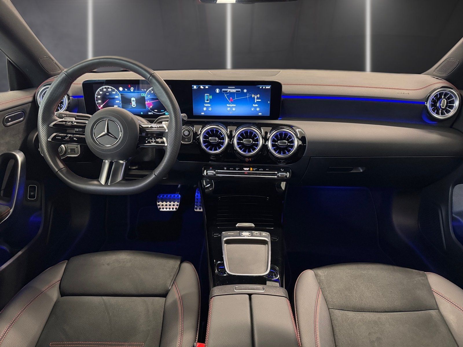 Fahrzeugabbildung Mercedes-Benz CLA 200 AMG Line *LED*Kamera*CarPlay*MBUX*Spur*