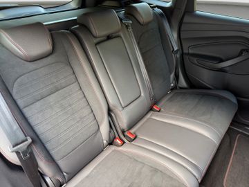 Ford Kuga - 11