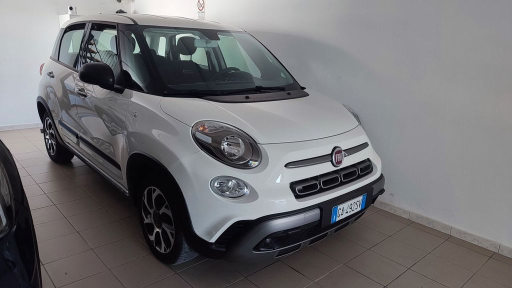 Image of Fiat 500L Cross