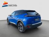 Peugeot 2008 e- GT - Peugeot 2008 mit Elektro-Antrieb: Blau