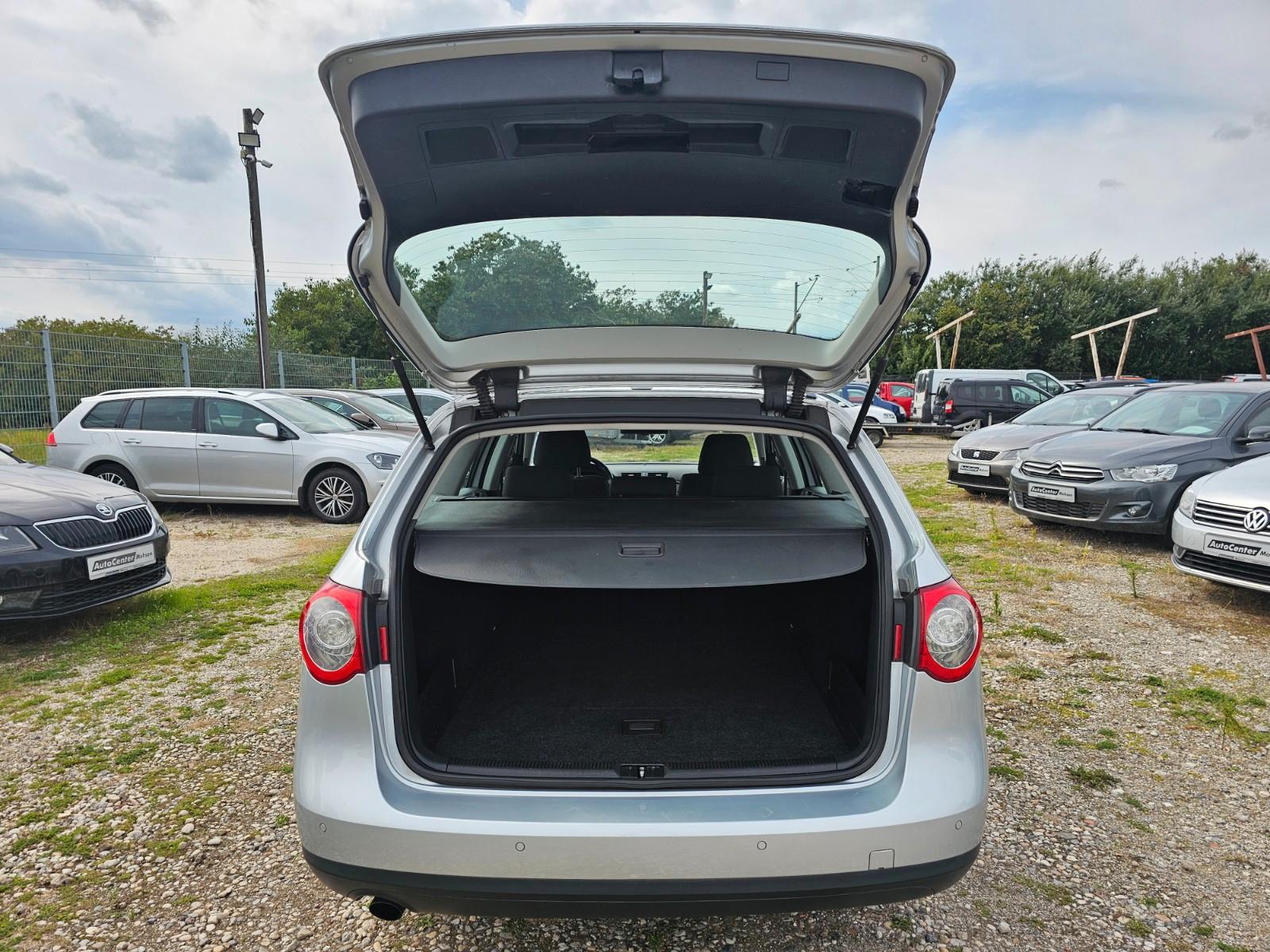 Volkswagen Passat 2010 — photo 22