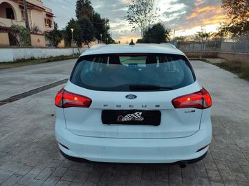 Ford Focus - 6