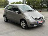 Mercedes-Benz A170*Automatik*KLIMA*Allwetter*TÜV&Service NEU* - Mercedes-Benz A 170 in Essen