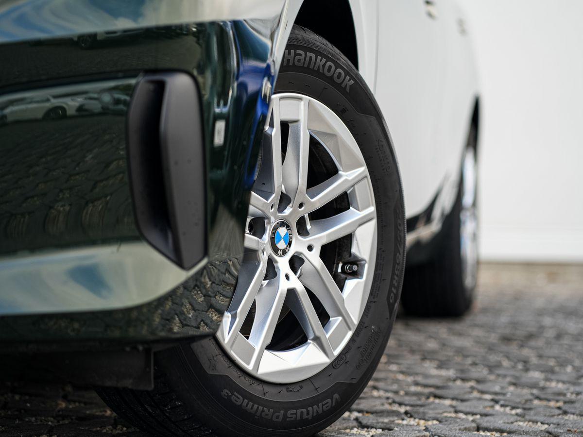 BMW 218i Active Tourer Travel GSD AHK LKH RFK SpSitz