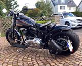 Harley-Davidson Cross Bones Bobber - CHOPPER BOBBER