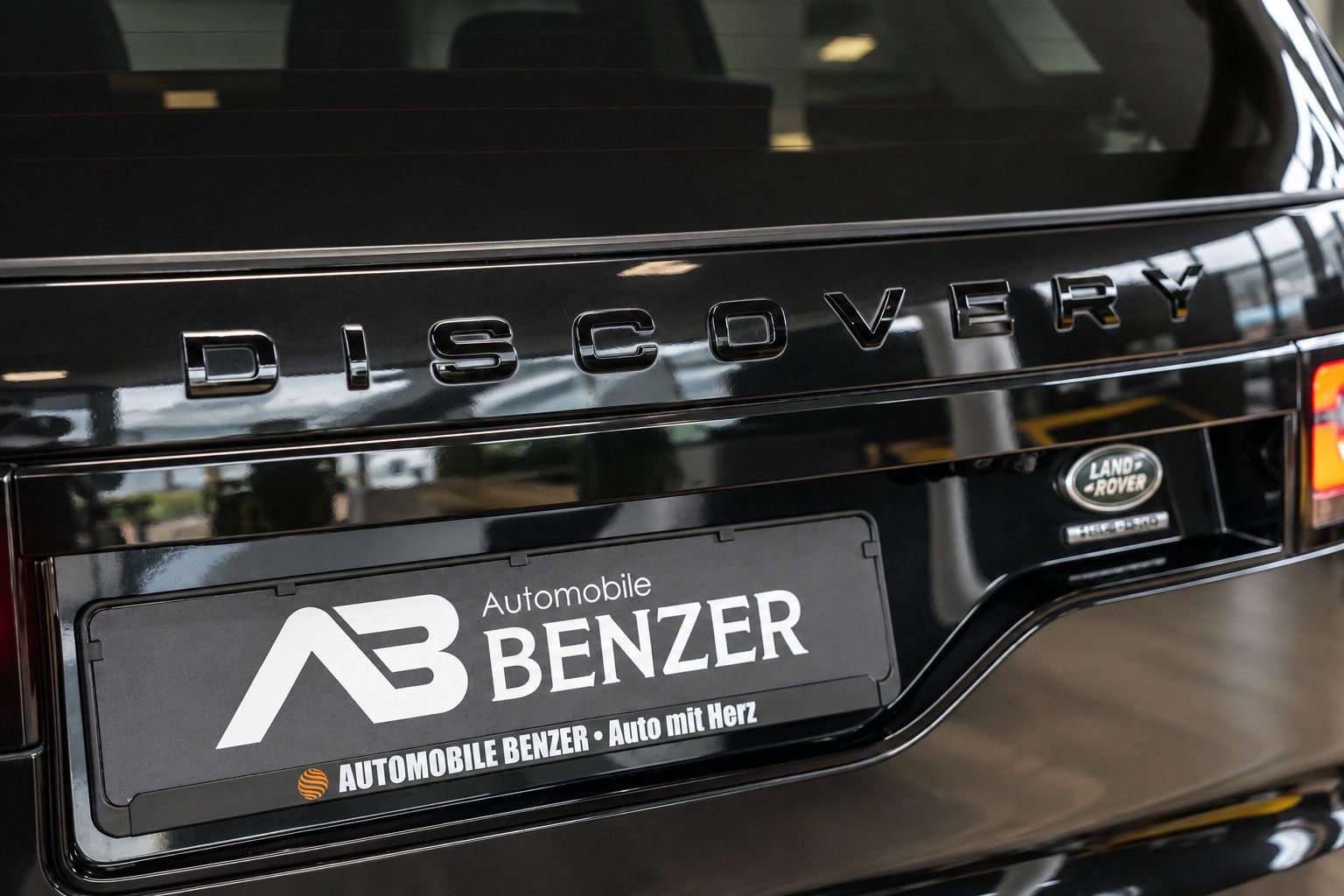 Fahrzeugabbildung Land Rover Discovery HSE V6 *7-Sitz*Panorama*HUD*Meridian*