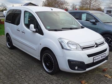 Citroën Berlingo 1.2 PureTech110 KLIMA-AHK-KAMERA-SHZG-P