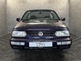 Volkswagen Golf III 1.8 Cabriolet Servo*el. Fensterheber*ZV - Volkswagen Golf aus 1996: Iii