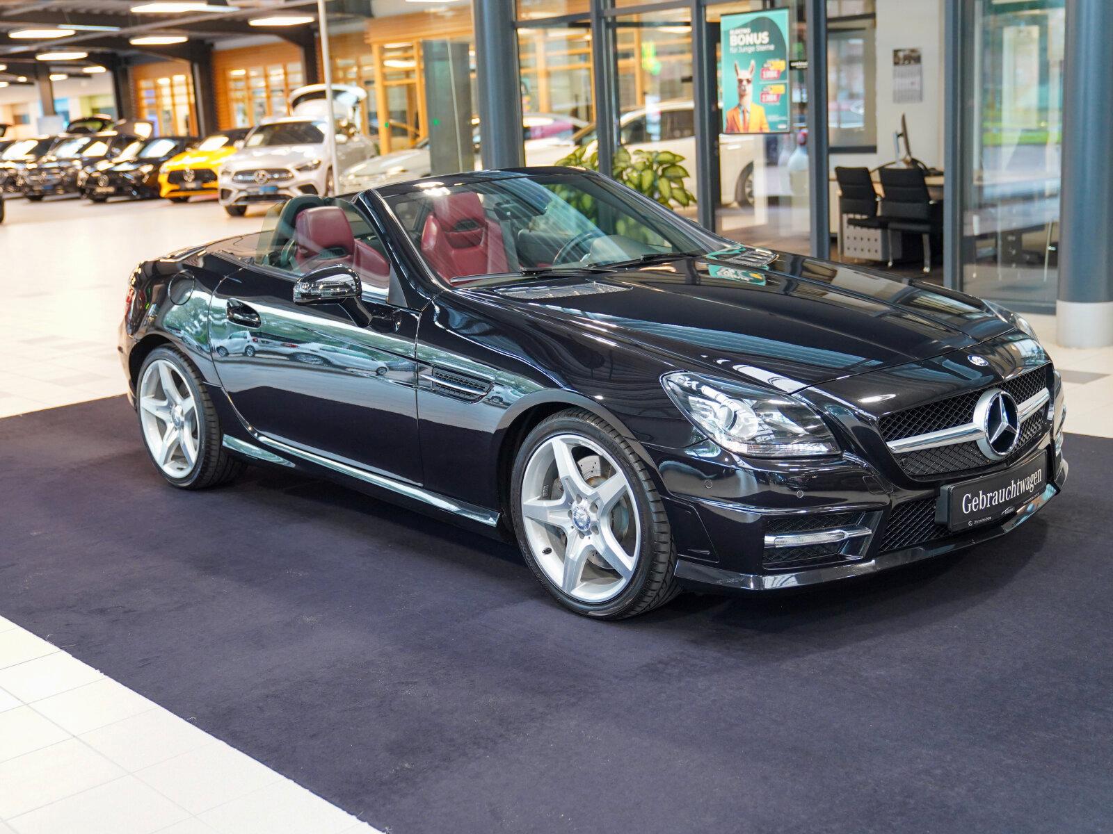 Mercedes-Benz SLK 200 BlueEFFICIENCY Roadster AirscarfAMG Line