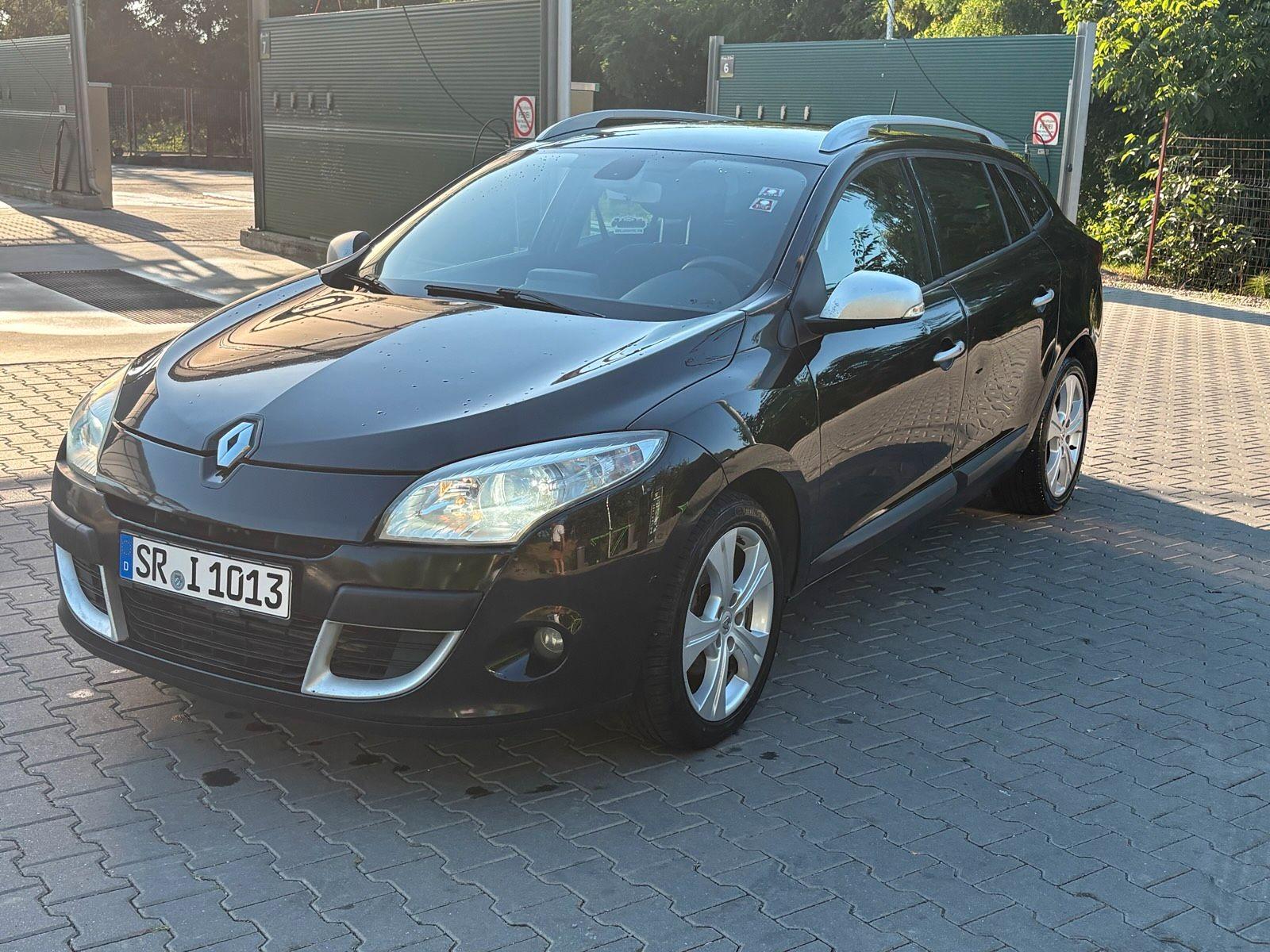 Renault Megane 2011 — photo 5