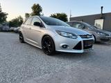 Ford Focus 1,6 Ti-VCT 77kW*TÜV 06-2028 *EURO 5*Klima* - Ford Focus aus 2011: Limousine