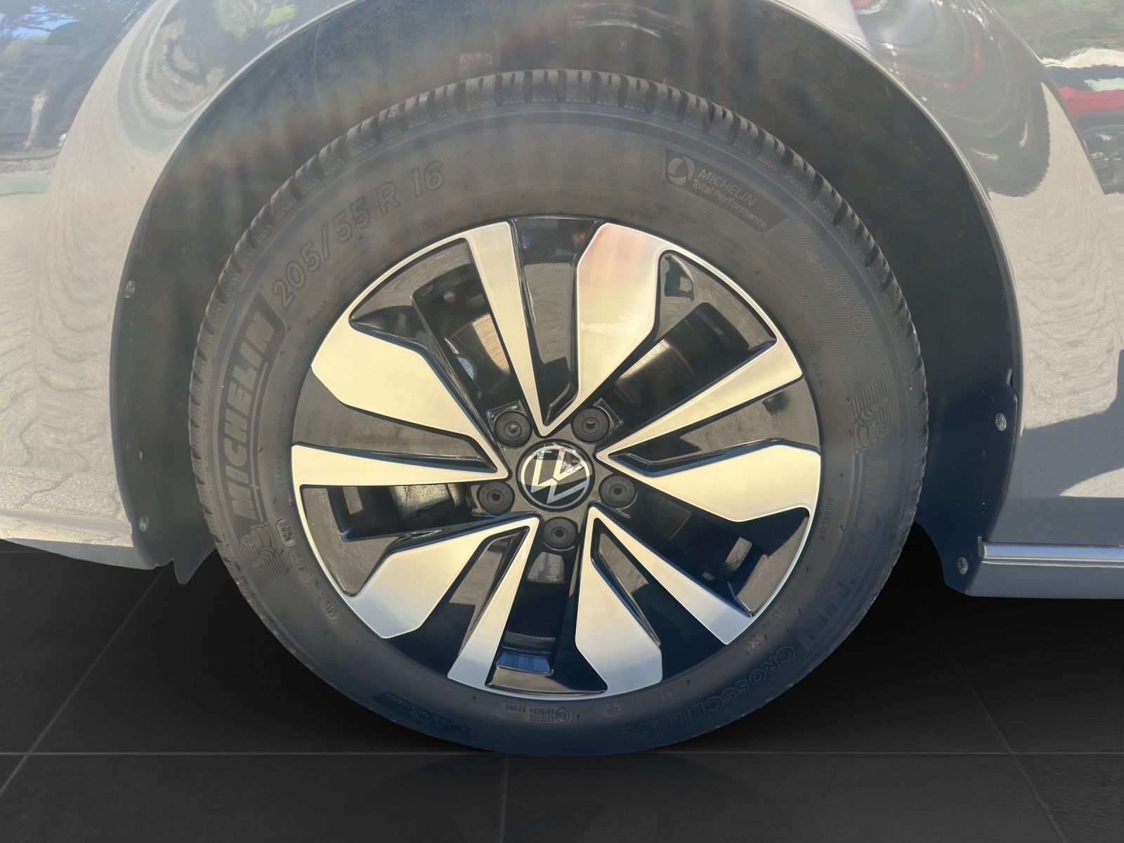 Volkswagen Golf - Bild 7