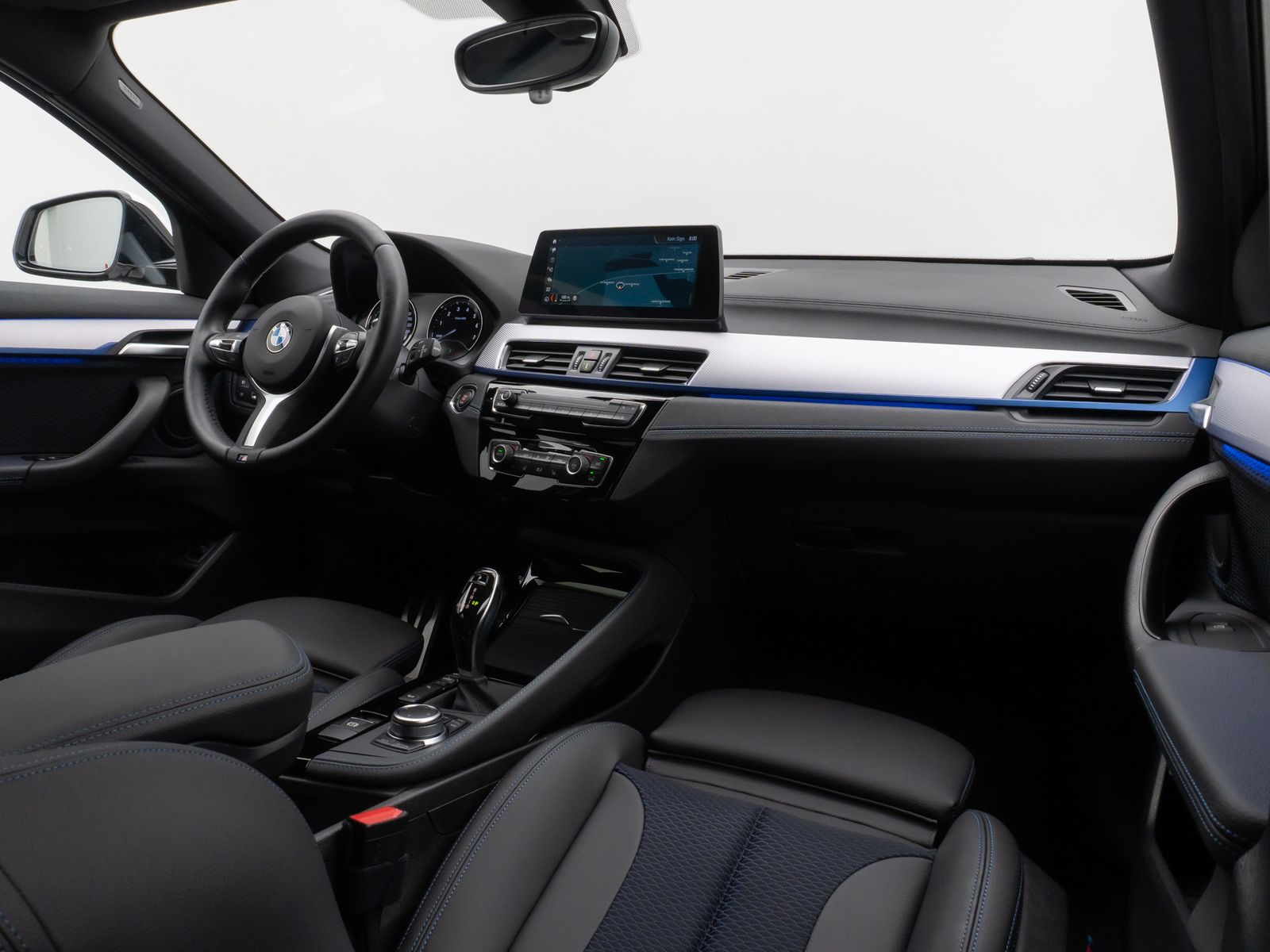 Fahrzeugabbildung BMW X2 xD20i M Sport Kamera HUD DAB Navi+ Alarm 19"