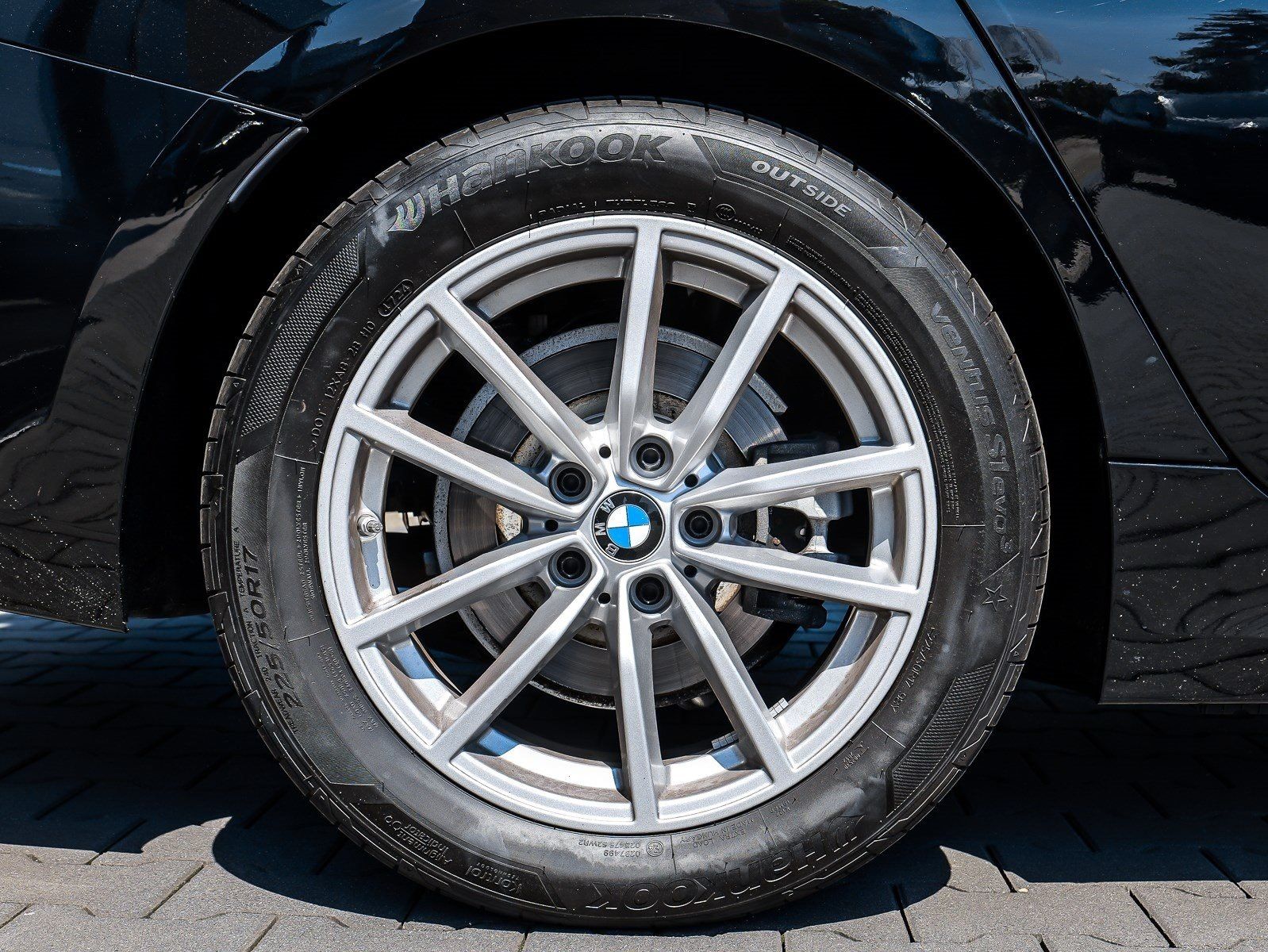 BMW 318i Touring RFK NAVI LED PDC V+H DAB Parkass. foto 4