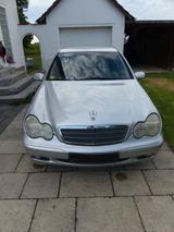 Mercedes-Benz C 220 CDI CLASSIC - Mercedes-Benz C 220 aus 2000: Cdi