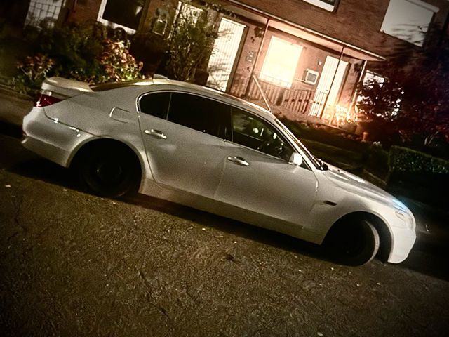 BMW e60 523i