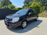Kia Carens 2.0 CRDi EX EX - Kia Carens EX mit Diesel-Antrieb